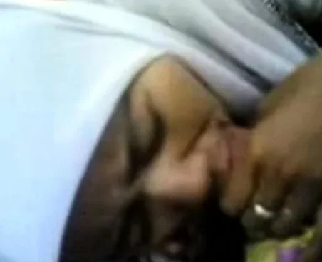 Cewek jilbab sange