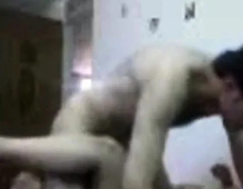 HOMEMADE ARABIC COUPLE SEX--HIDDEN CAM