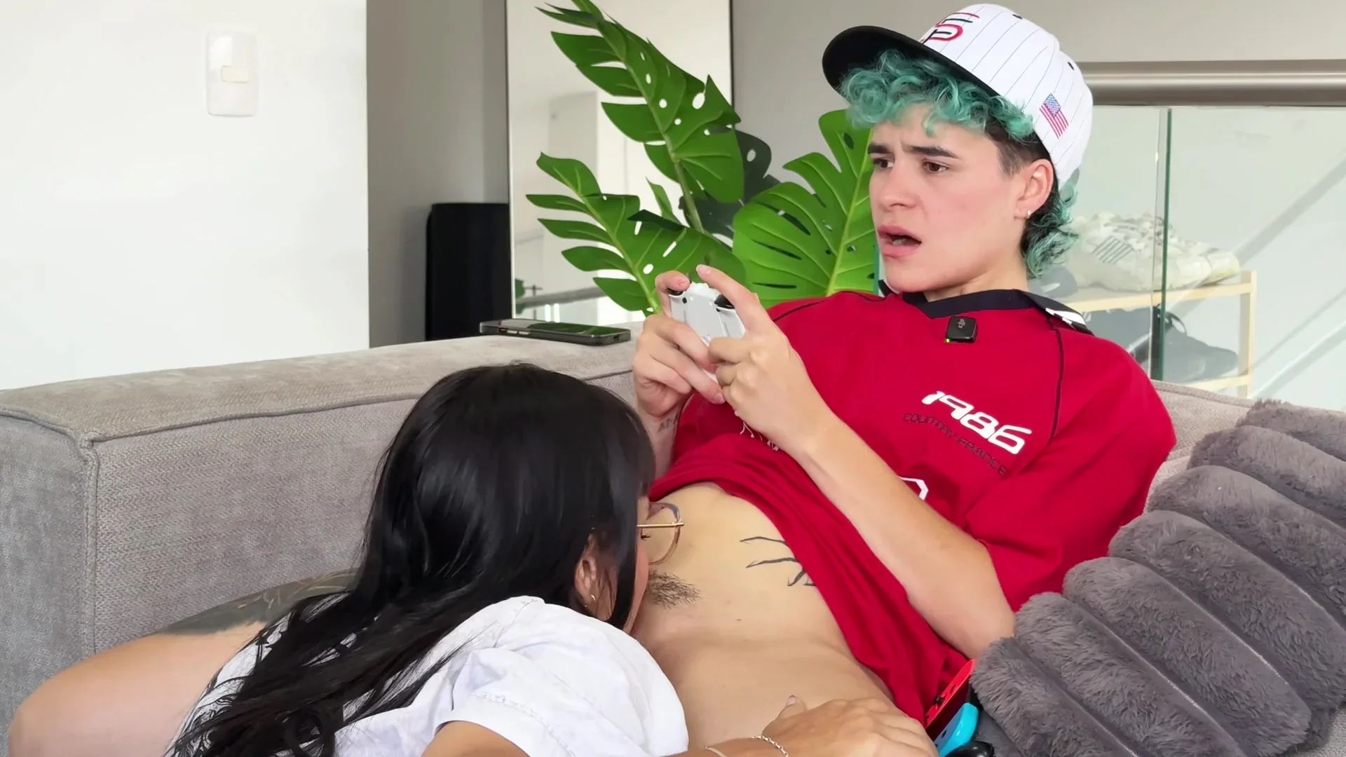 Sabes Que Me Corro Rapido! Lengua, Saliva Y Orgasmos Jugando Videojuegos - Verified Amateurs