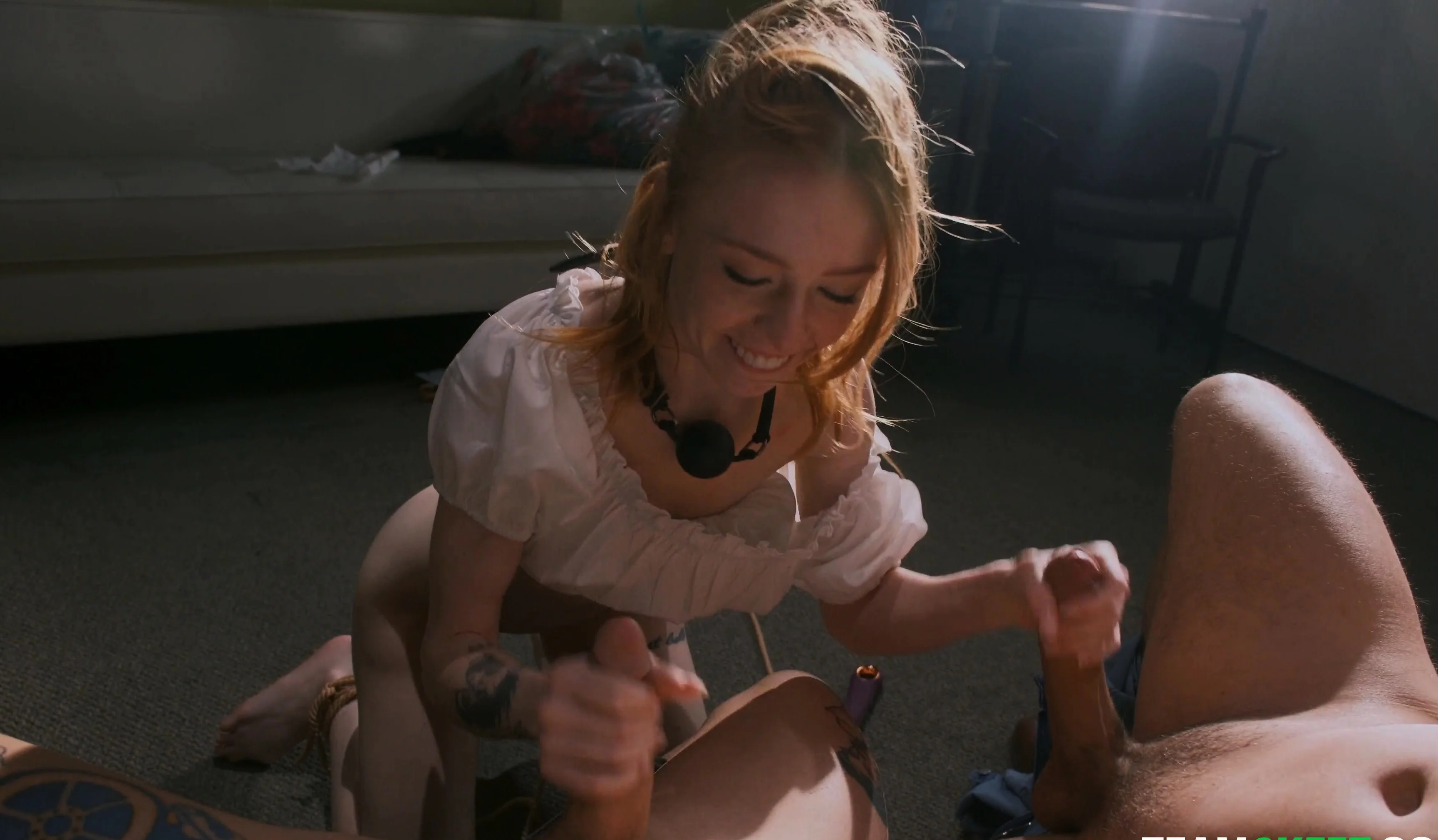 Homemade amateur blonde teen blowjob and cumshot