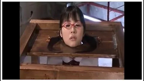 glasses dont work..we know who she is