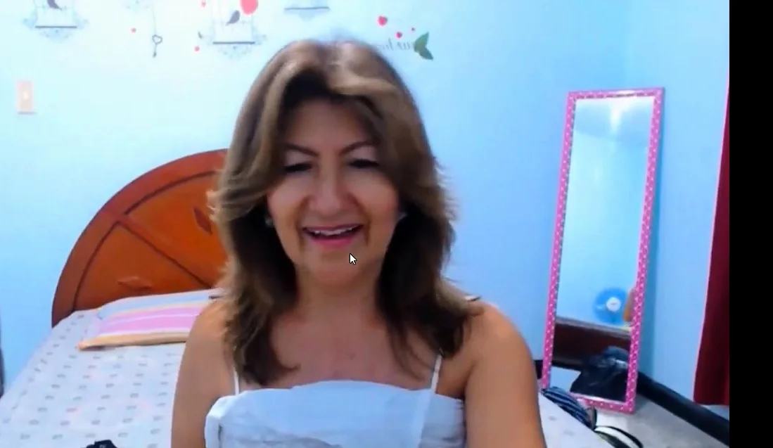 webcam granny columbia
