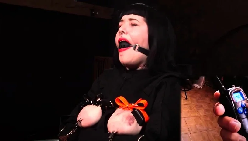 Lita Betty Page Electro