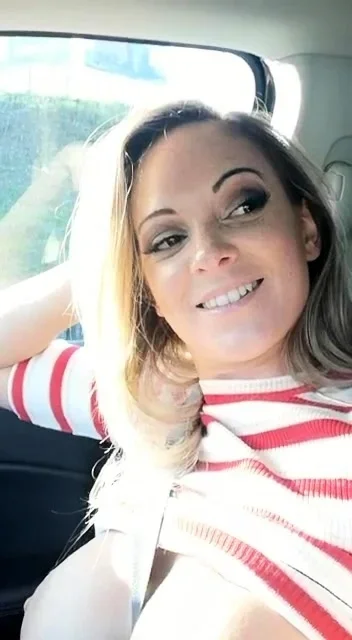 Blonde MILF with Big Boobs Playing Cam Free Porn