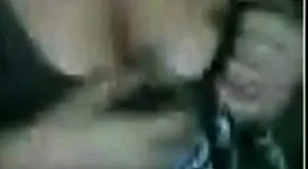 Slut Mature Show her hot Pussy 2