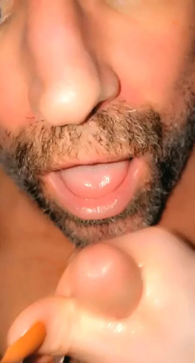 Brunette hardcore blowjob