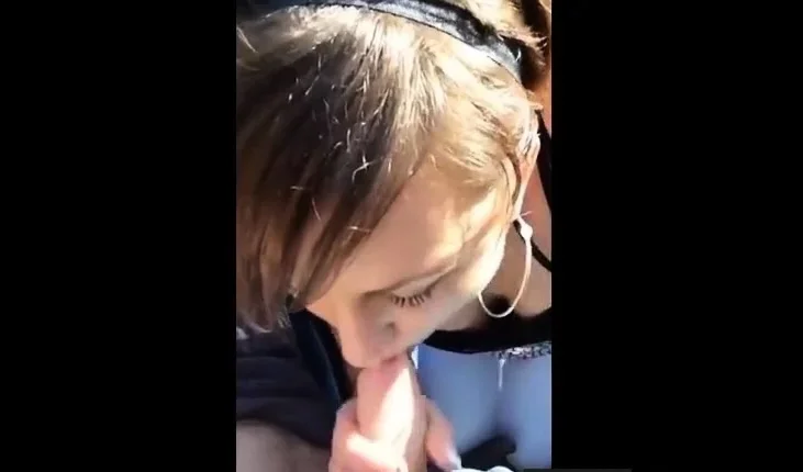 une bonne petite pipe en voiture