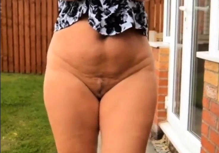 Mom Slutwalking in the Garden