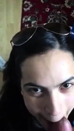 Israeli girl gives blowjob