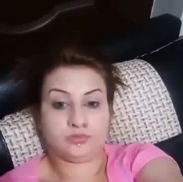 Desi Paki House girl FaceBook Live Big Boobs