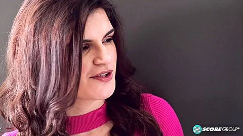 Jenni Noble: Big Boobs Like A Boss