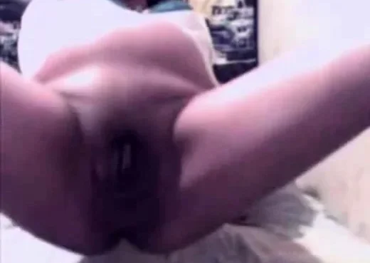 karolina hot play giving birth