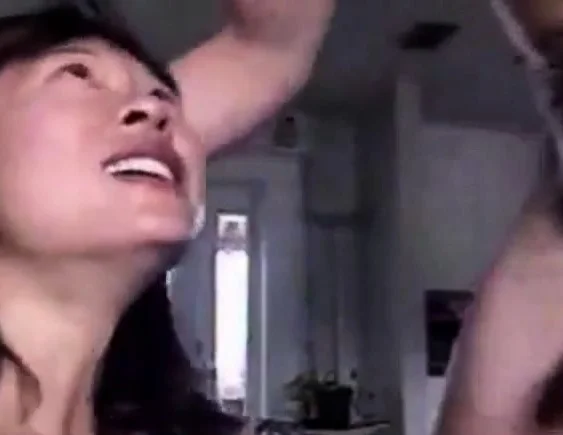 Asian horny mom gets her face full of cum