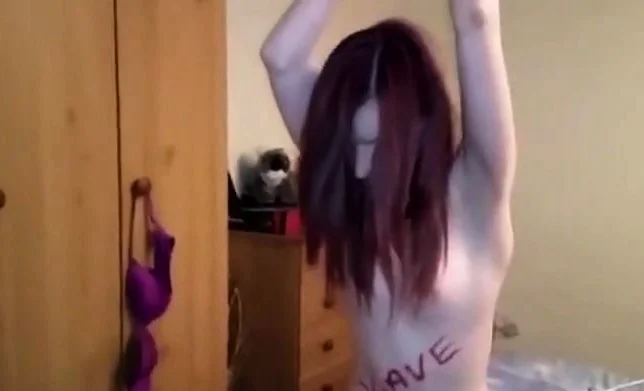 webcam girl solo tied