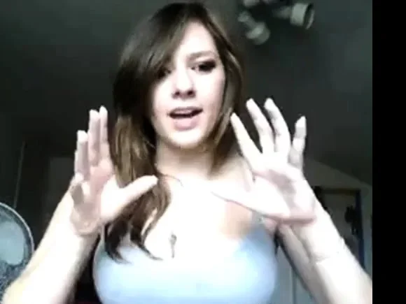 Girl shows boobs on cam