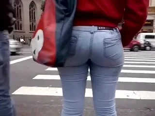 TIGHT PHAT ASS !!!!!!