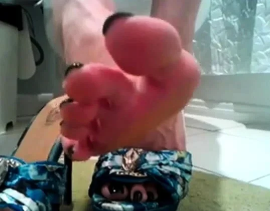 High Heels long black toenails