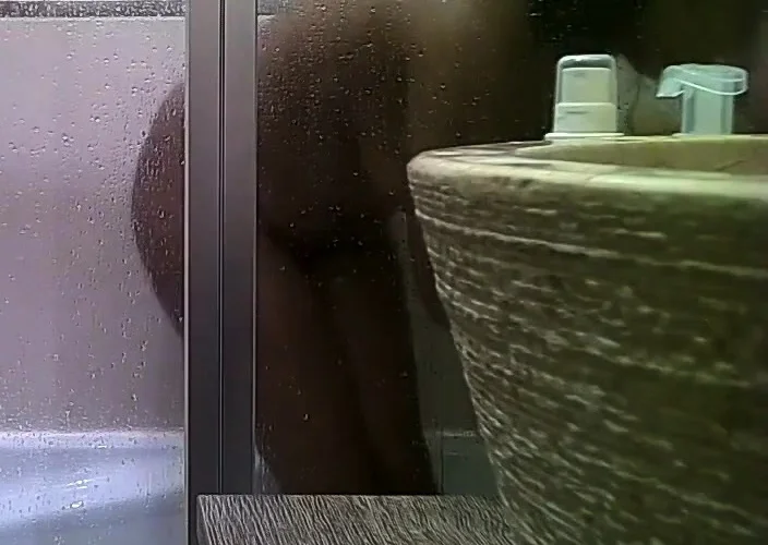 Curvy indian stepmom spied in the shower