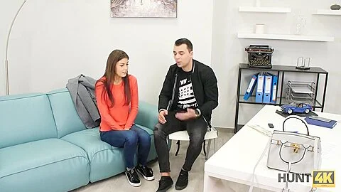 Un Sexe Chaud Avec Une Jolie Coute Comme Une Nouvelle Voiture Incroyable
