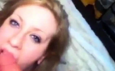 Hot Webcam Threesome Sharing Sexy Girl!