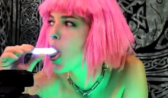 Long Tongue Tease