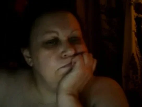Hot Russian mature mom Maria play on skype