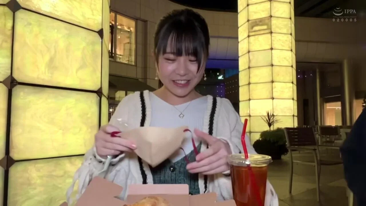 0011933_セックス 背面騎乗位 口淫などが含まれている