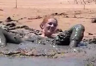 Amateur skater girl outdoor in public fucking for money