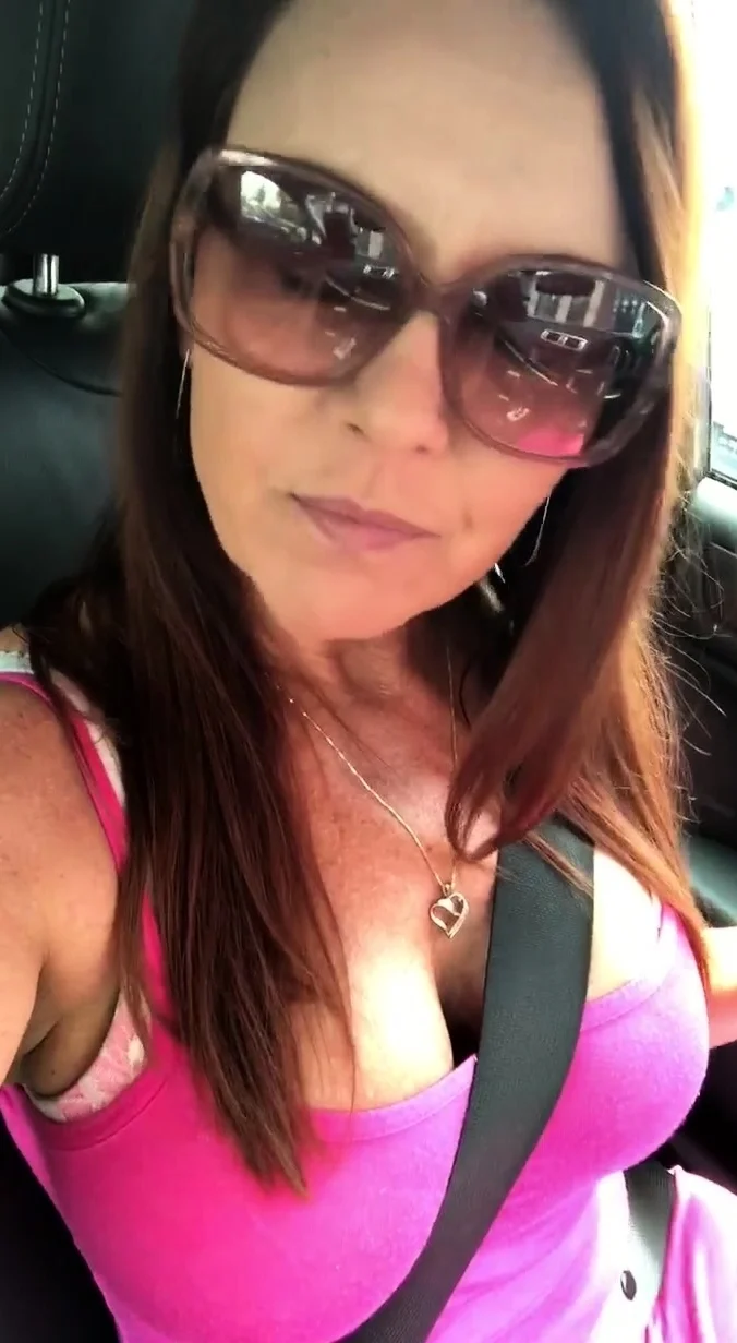 Leann amateur beautiful brunette with big boobs