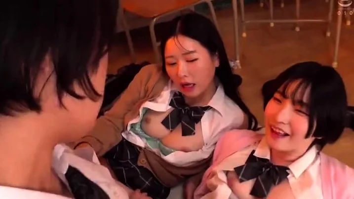 Asian Threesome Hardcore Anal Sex