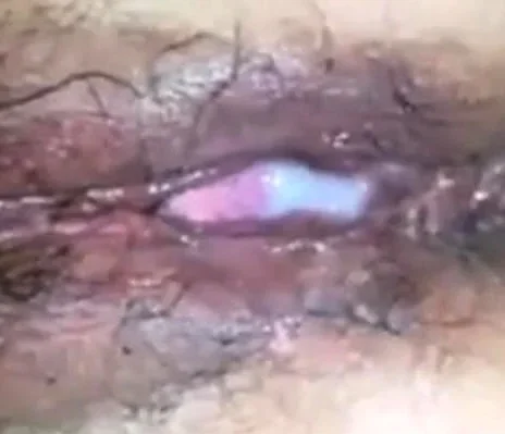 Girl pays plumber