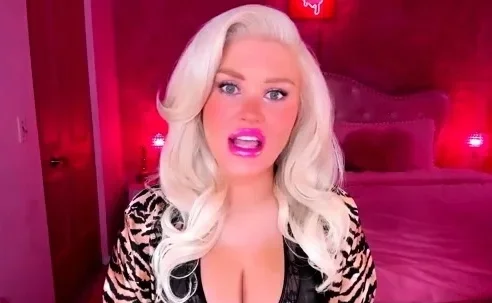 Violet Doll - Goon for Lips