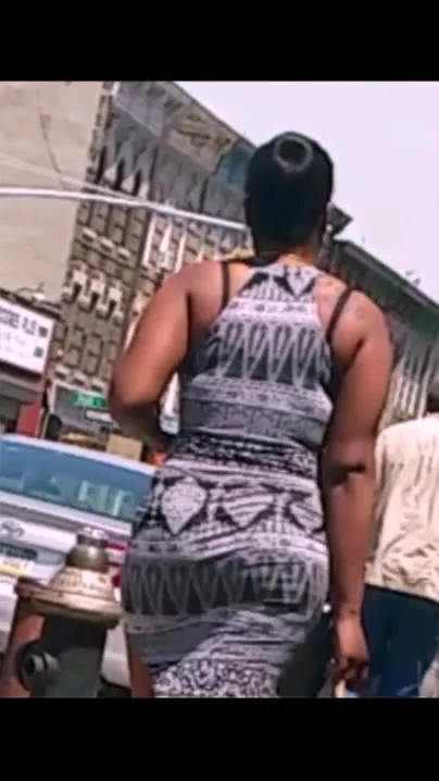 Candid Sweet jiggle
