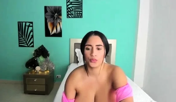 Leann amateur beautiful brunette with big boobs
