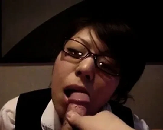 Japanese glasses girl blowjob and fuck