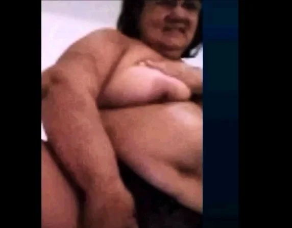 fat perfect granny fingering