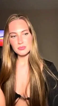 Hot babe alexis adams solo masturbation