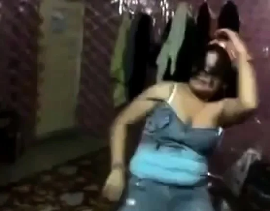 indonesia- tante gatel