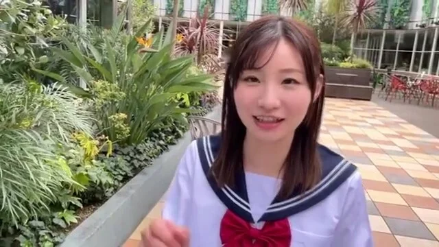 台湾ハーフ顔の制服美女が中年男と爽やかデート、ラブホでイチャイチャ