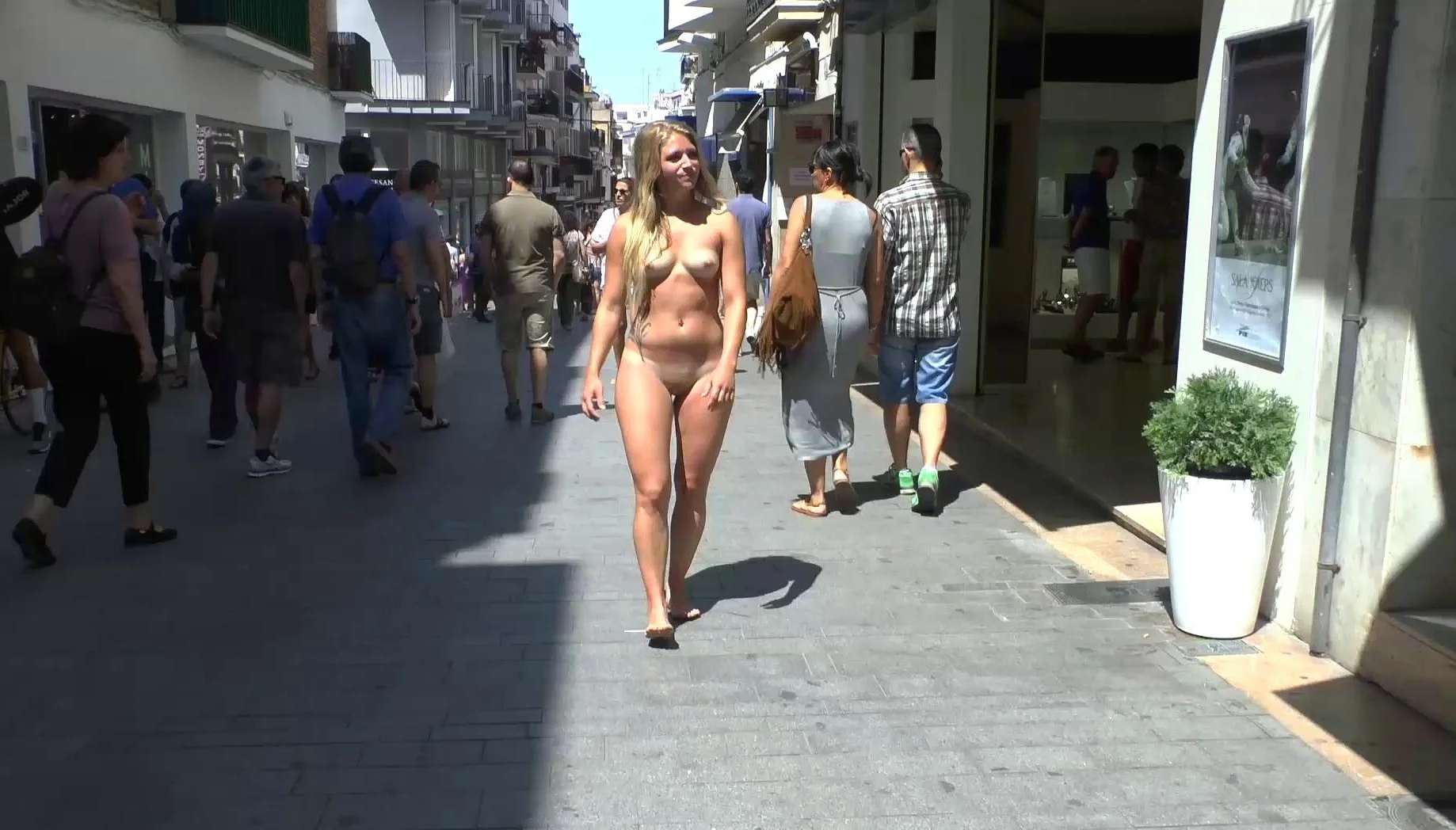 Busty blonde amateur fucked in public restroom