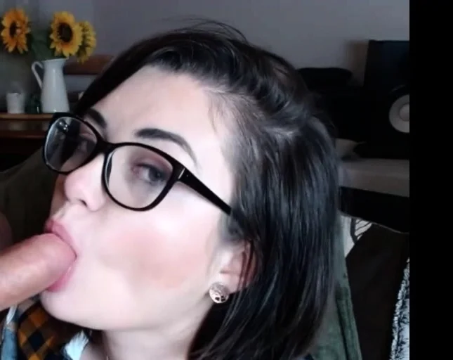 Amateur Homemade MILF Blowjob