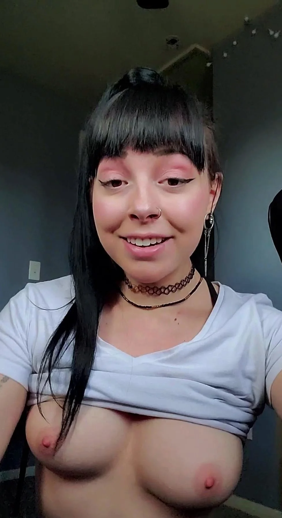 Brunette Solo Webcam Masturbation