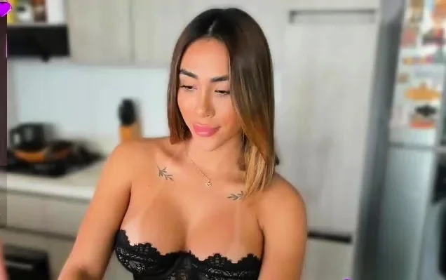 Beautiful brunette with big boobs jerk off instrucions