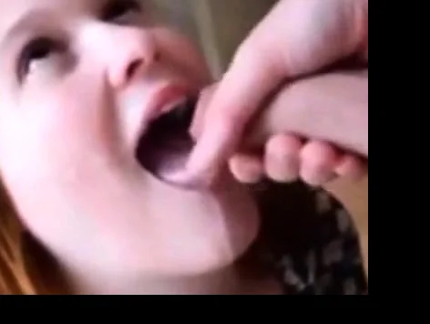 Amateur cum swallowing