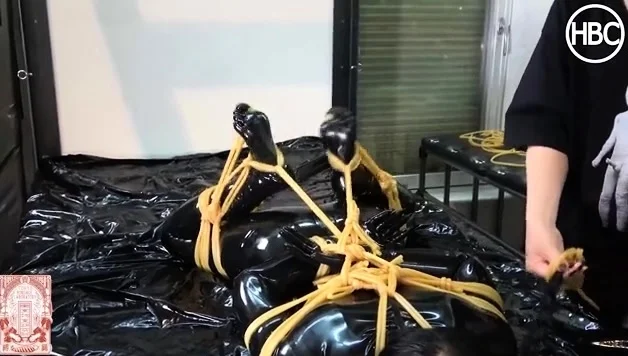 HinakoHouseOfBondage – HBC X TBL; Hinako in Latex Catsuit