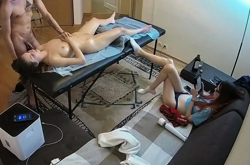 Hot amateur hidden cam