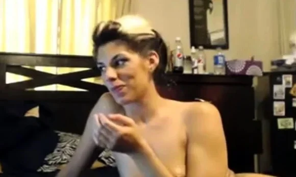 Webcam Couple Facial Show