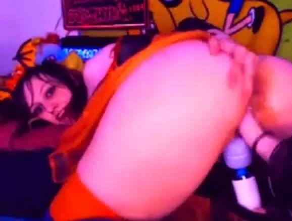 machine fucking cream out of her pussy, hitachi too
