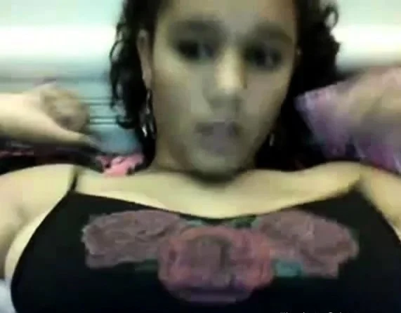 MORENA TETONA FLASH