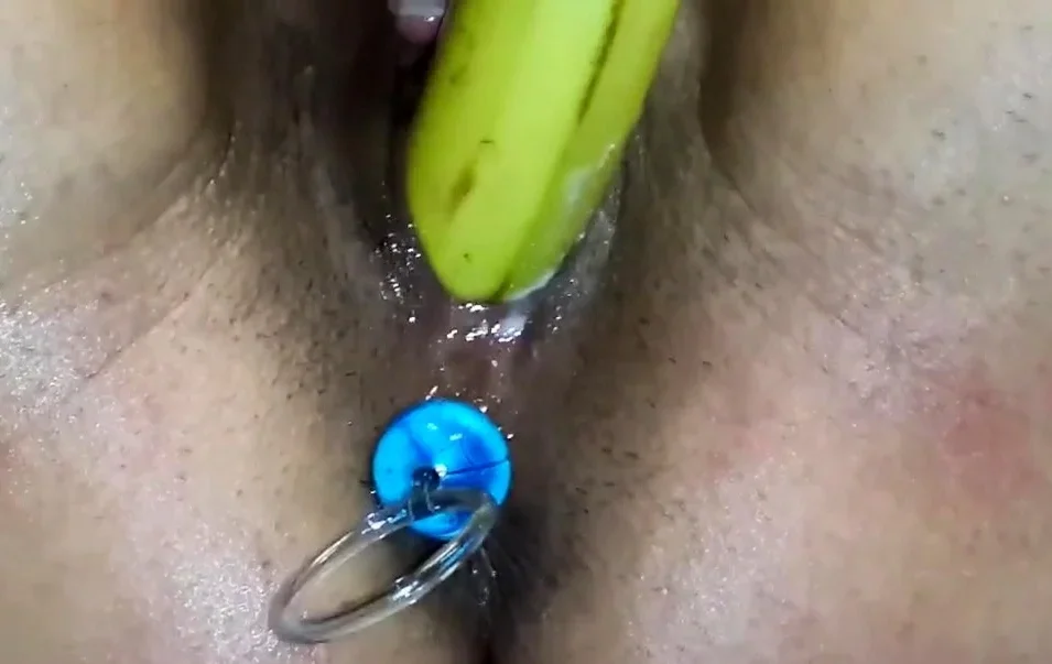 Amateur Milf Squirting fucking a Banana with Anal Beads